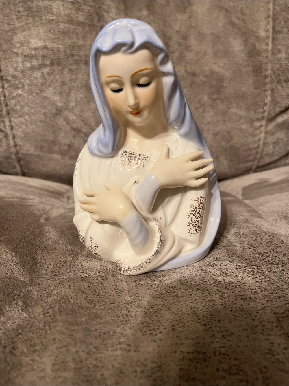 Vintage Ceramic Madonna Bust Planter/Vase in Cream and Light Blue Made in Japan